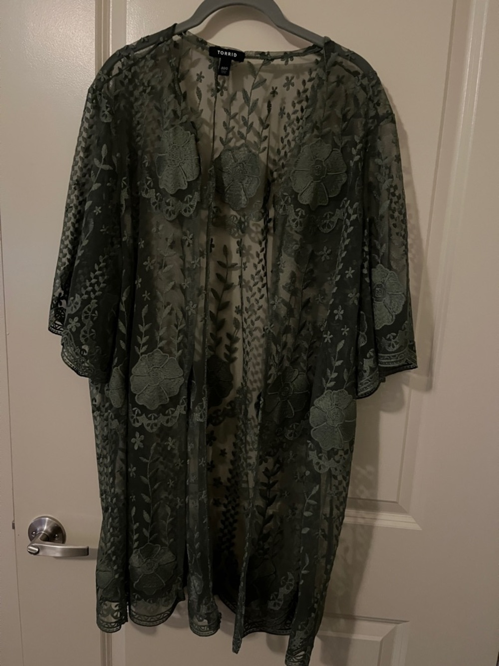 torrid olive green embroidered sheer kimono cover-up floral whimsigoth 0/00
